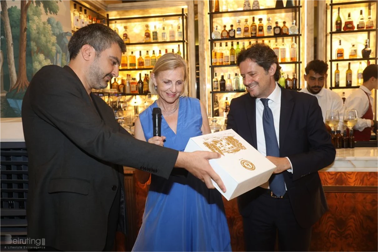 Honoring goodbye dinner for Swedish Ambassador